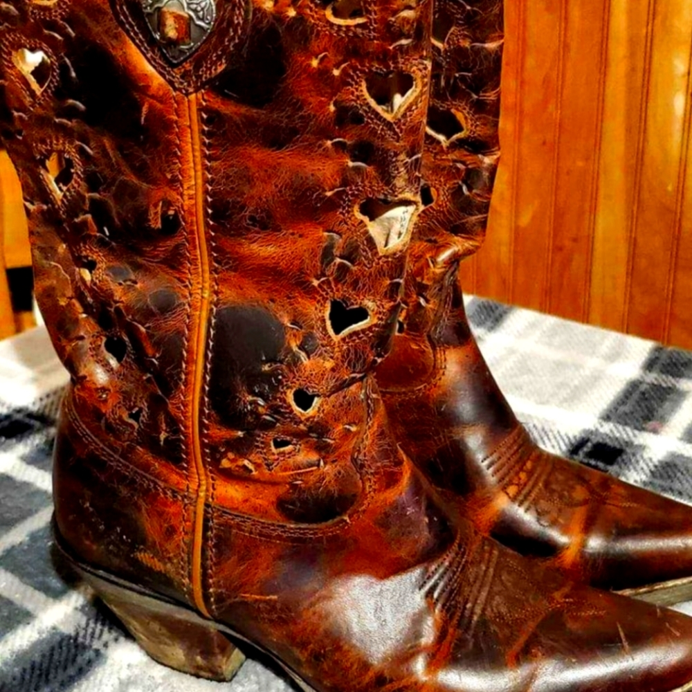 Durango Woman Cowgirl Boots Size 7
